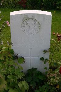 Dozinghem Military Cemetery - Brown, James